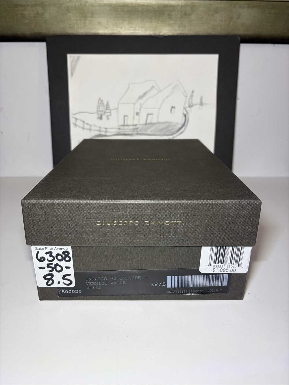 Giuseppe Zanotti Empty Gray Medium Shoe Box